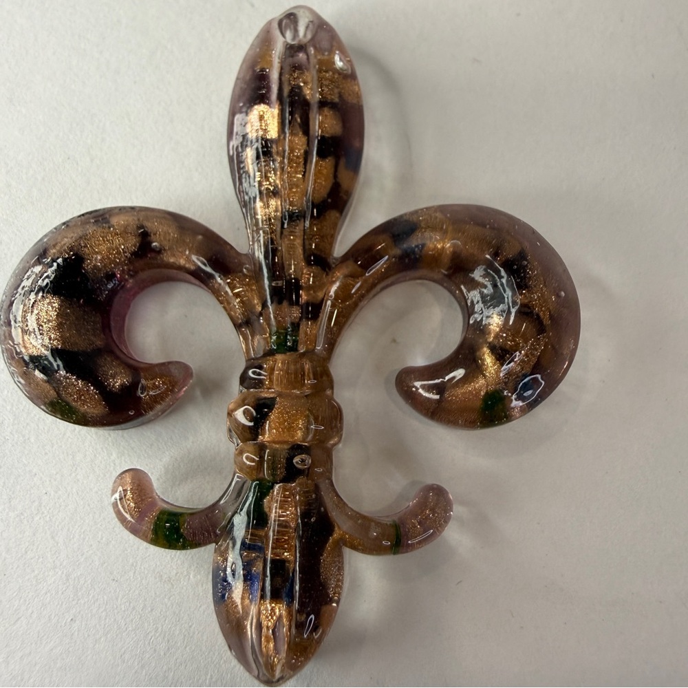 Fabulous Murano-Style Glass Fleur-de-Lis Accent Set Gold, Blue, Bronze 2” x 2.5” - Picture 11 of 16
